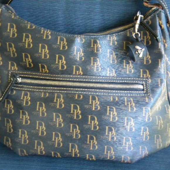 Dooney & Bourke Purse - Picture 2 of 16